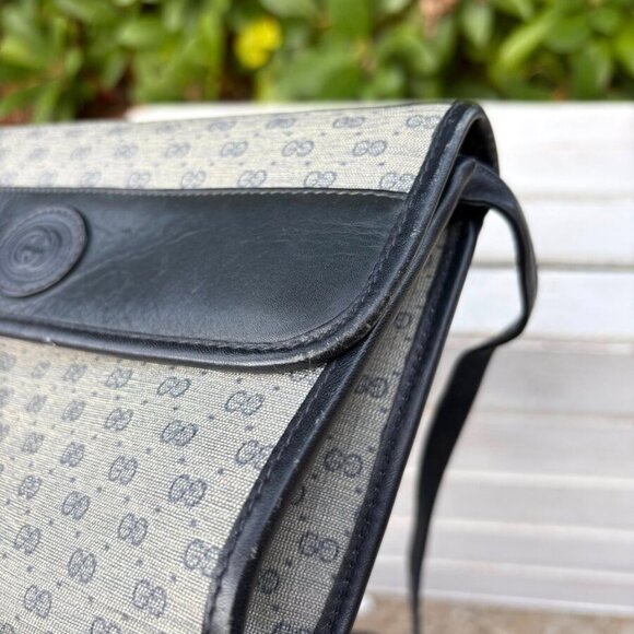 Gucci Vintage Clutch Crossbody - Picture 10 of 12